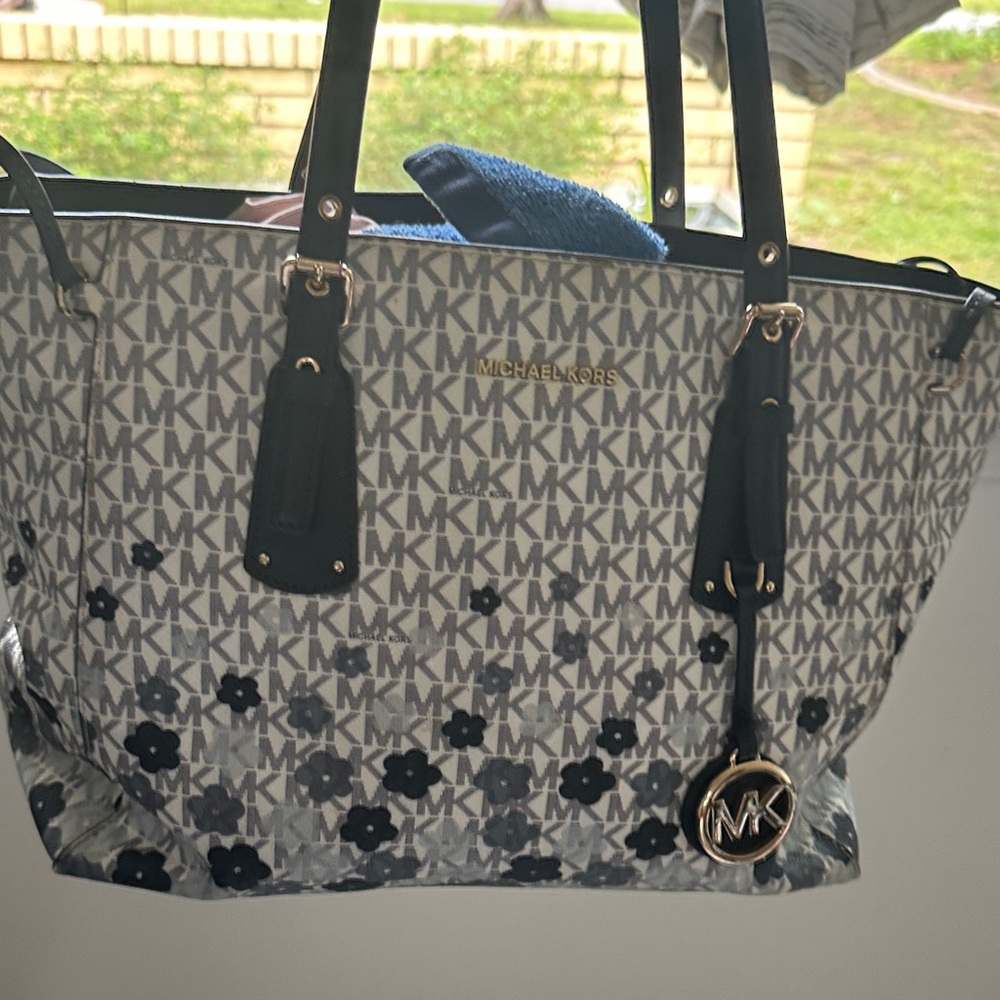Michael Kors Black and Cream Floral Tote